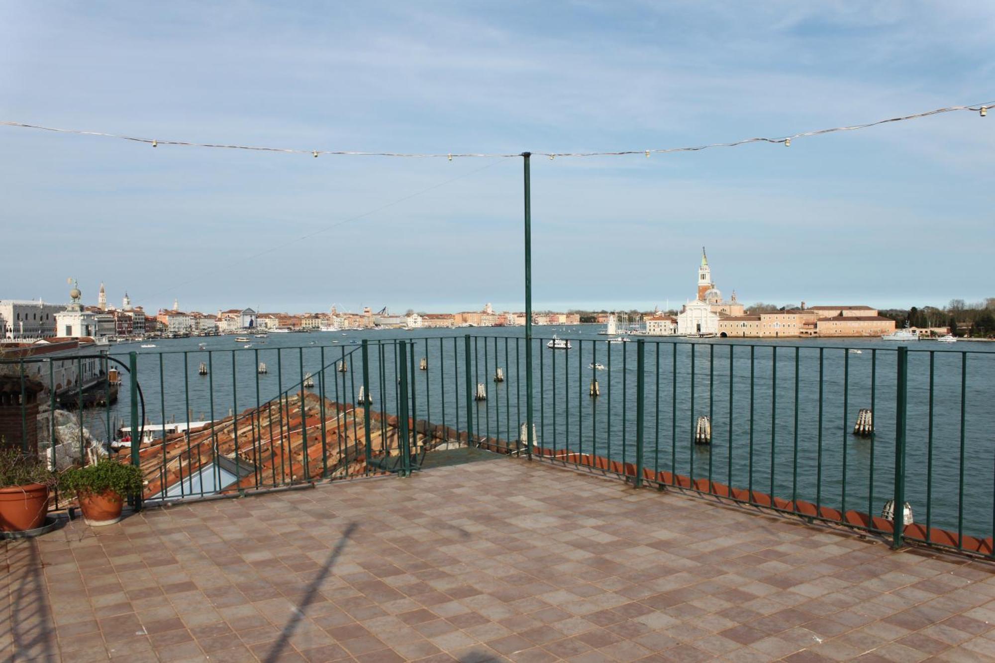Mimi'S Loft Apartment Venice Exterior photo